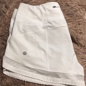 Lululemon Time To Sweat 3” short, Sz 8